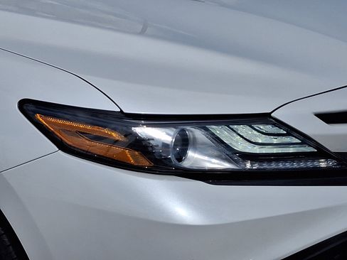 Used 2023 Toyota Camry XSE w/ Cold Weather Package FWD image 9