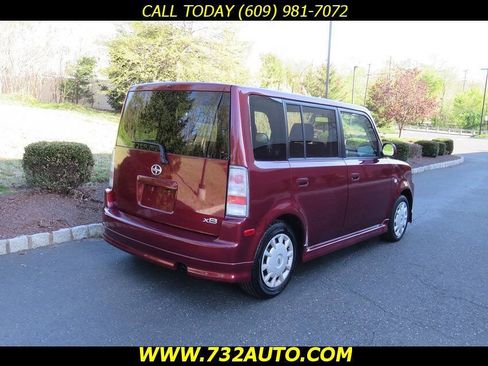 Used 2006 Scion xB FWD image 12