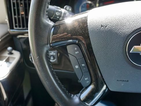 Used 2017 Chevrolet Express 2500 RWD image 78