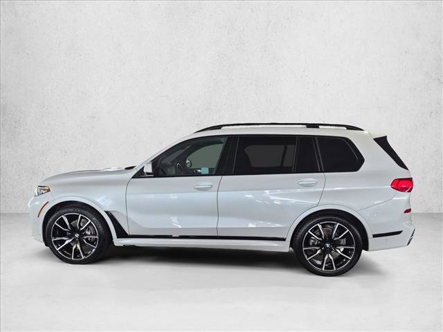 Used 2022 BMW X7 xDrive40i w/ M Sport Package AWD/4WD image 9
