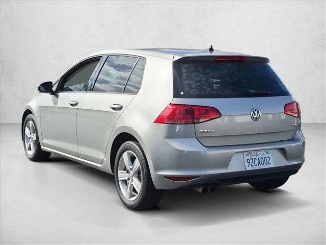 Used 2017 Volkswagen Golf 4-Door FWD image 7