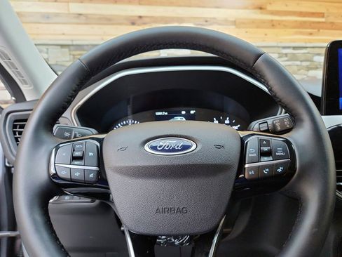 Used 2022 Ford Escape SE w/ Convenience Package image 12