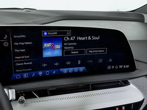 Certified 2025 Cadillac Optiq Luxury 1 AWD/4WD image 18