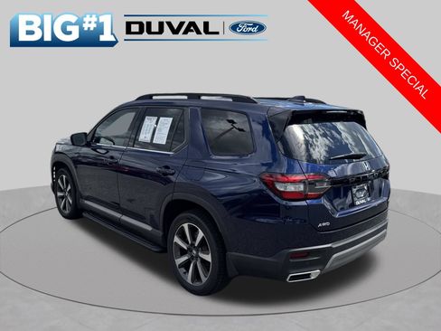 Used 2023 Honda Pilot Elite image 4