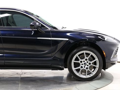 Used 2021 Aston Martin DBX AWD/4WD image 65