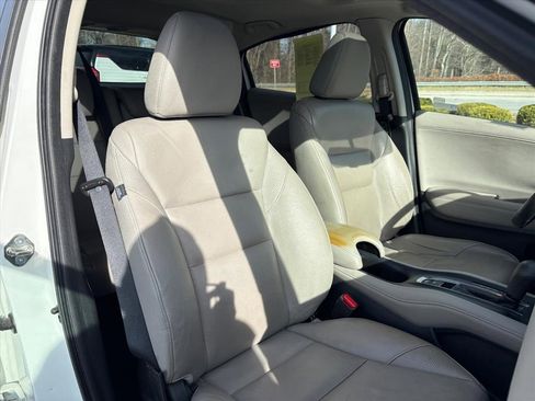 Used 2018 Honda HR-V EX-L image 19