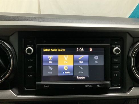 Used 2018 Toyota Tacoma SR5 image 22