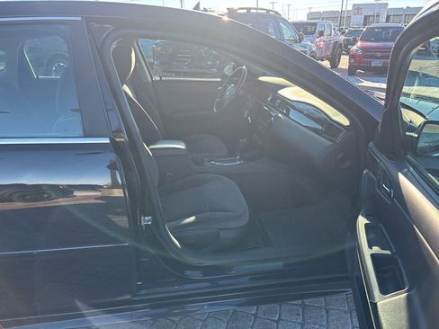 Used 2012 Chevrolet Impala LT w/ LT Sunroof Package image 37