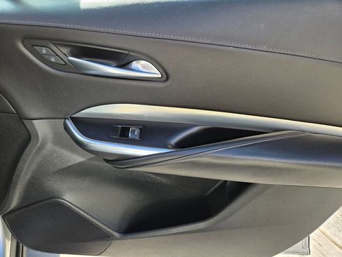 Used 2022 Cadillac XT4 Premium Luxury w/ Safety Alert Package FWD image 20