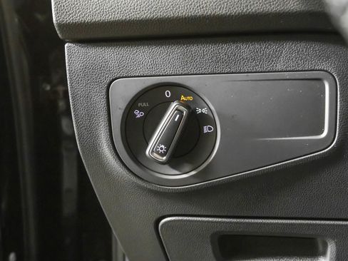 Used 2024 Volkswagen Tiguan SEL R-Line image 26