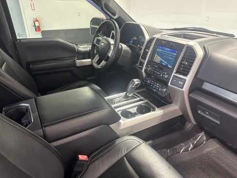 Used 2019 Ford F150 Lariat RWD image 25