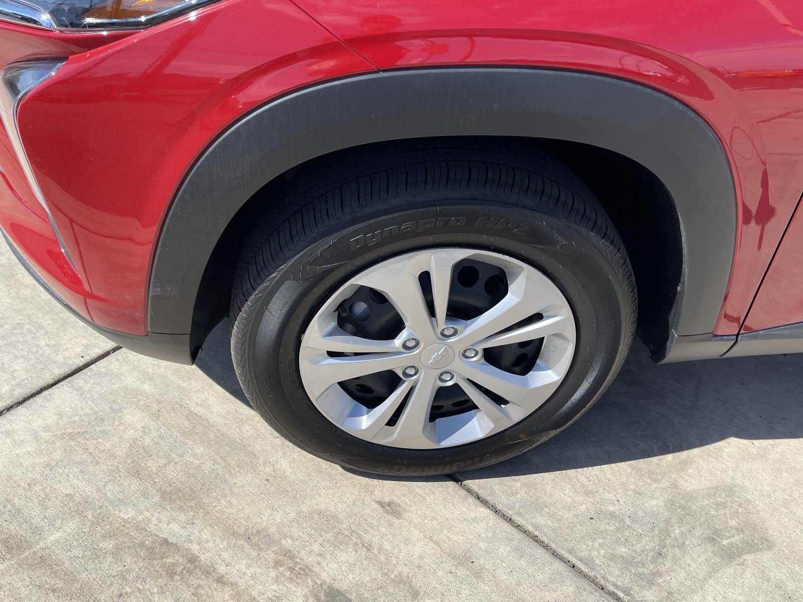 Used 2026 Chevrolet Trax LS FWD image 9