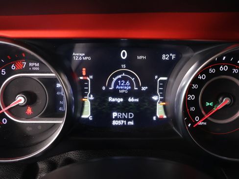 Used 2021 Jeep Wrangler Unlimited Rubicon AWD/4WD image 4