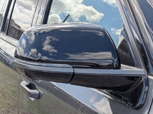 New 2026 Jeep Grand Wagoneer Summit w/ Premium Group III image 11