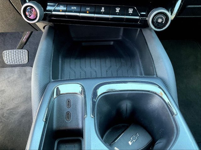 Certified 2024 Chevrolet Equinox EV RS FWD image 18