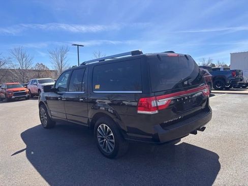 Used 2016 Lincoln Navigator L Select image 7