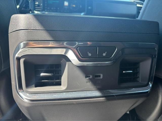 Used 2025 Chevrolet Silverado 1500 High Country w/ High Country Premium Package AWD/4WD image 27