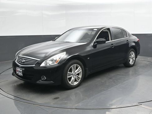 Used 2015 INFINITI Q40 AWD w/ Navigation Package image 6