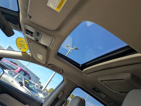 Used 2019 Honda Odyssey Elite image 24