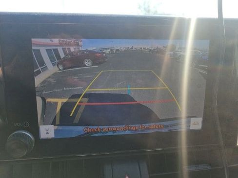 Used 2024 Toyota RAV4 SE w/ Convenience Package image 12