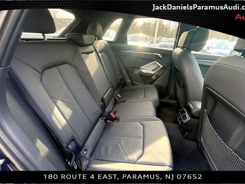 Used 2023 Audi Q3 2.0T Premium Plus w/ Premium Plus Package image 25