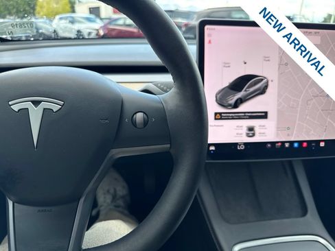 Used 2021 Tesla Model 3 Long Range AWD/4WD image 21