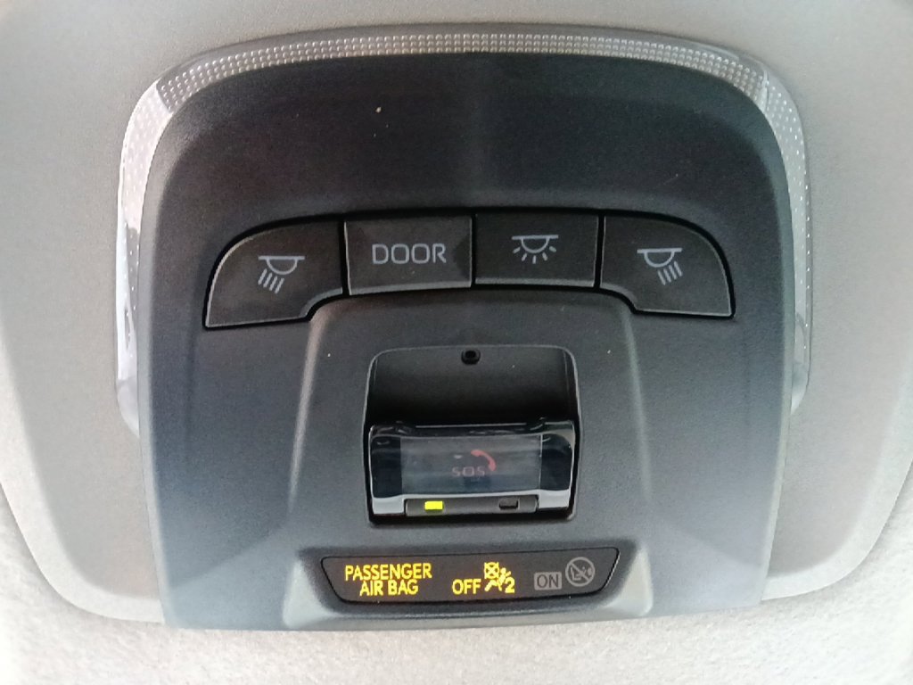 Used 2025 Toyota Corolla Cross L FWD image 25