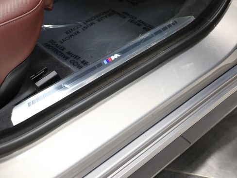 Used 2023 BMW 740i w/ Parking Assistance Package RWD image 92