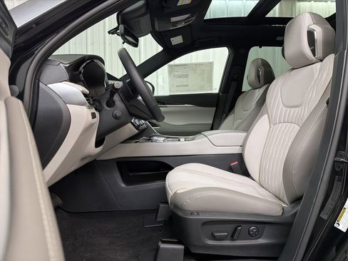 New 2026 INFINITI QX60 Autograph image 16