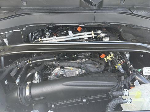 Used 2026 Ford Explorer ST-Line RWD image 24