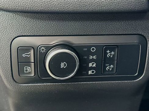 Used 2024 Ford Escape Platinum w/ Premium Technology Package image 10