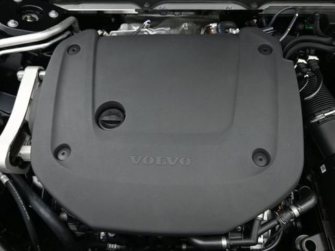 New 2026 Volvo XC90 B6 Ultra w/ Protection Package Premier image 37