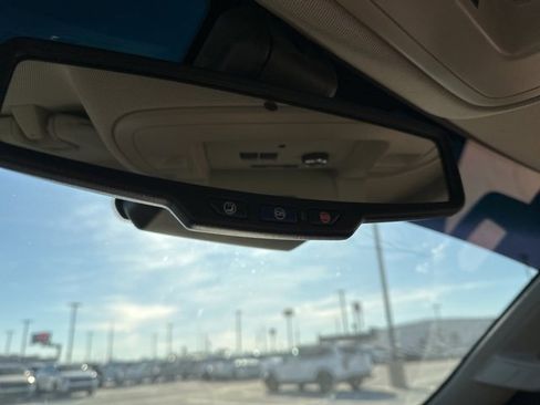 Used 2017 GMC Yukon Denali w/ Open Road Package image 13