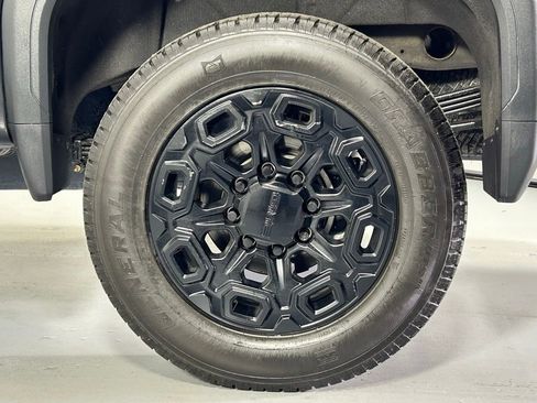 Used 2021 GMC Sierra 2500 Denali w/ Denali Ultimate Package image 36