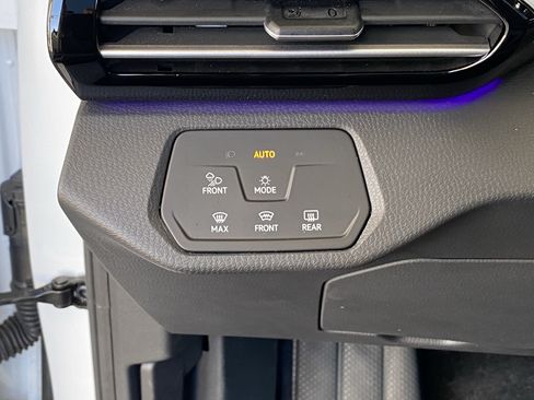 Used 2023 Volkswagen ID.4 Pro S AWD/4WD image 24