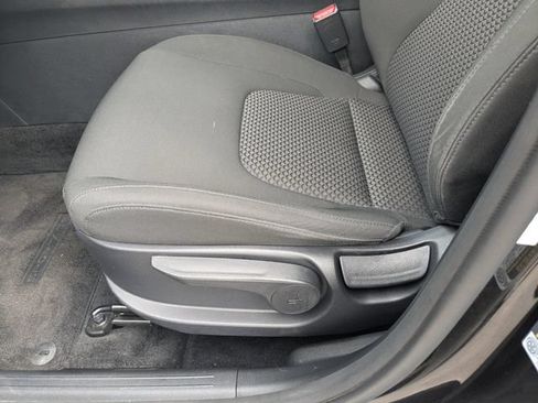 Certified 2023 Kia Sportage LX AWD/4WD image 16