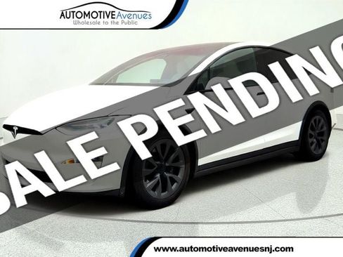 Used 2023 Tesla Model X AWD/4WD image 1