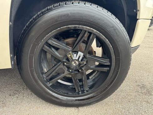 Used 2011 GMC Sierra 1500 Denali image 27