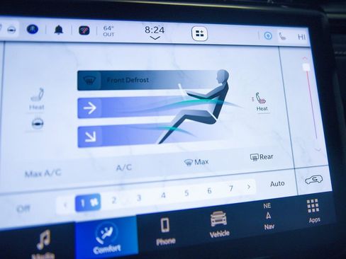 Used 2024 Jeep Grand Cherokee Limited 4xe w/ Trailer Tow Package image 24