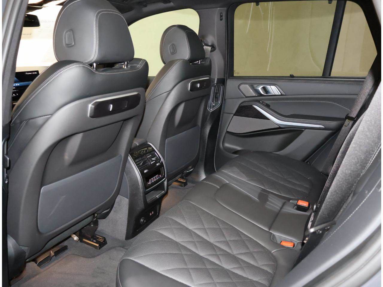 Certified 2026 BMW X5 xDrive50e AWD/4WD image 17