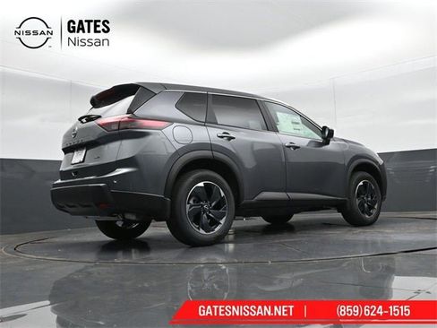 New 2026 Nissan Rogue SV w/ Cold Weather Package image 32