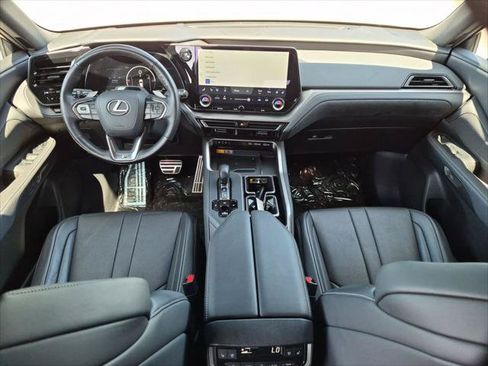 Used 2025 Lexus TX 500h AWD w/ Technology Package image 23