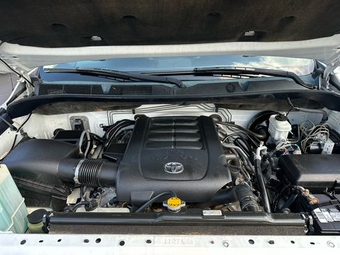 Used 2014 Toyota Tundra Limited image 16