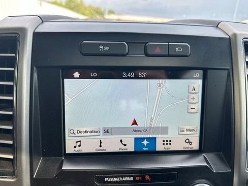Used 2017 Ford F150 Platinum w/ Equipment Group 701A Luxury AWD/4WD image 26