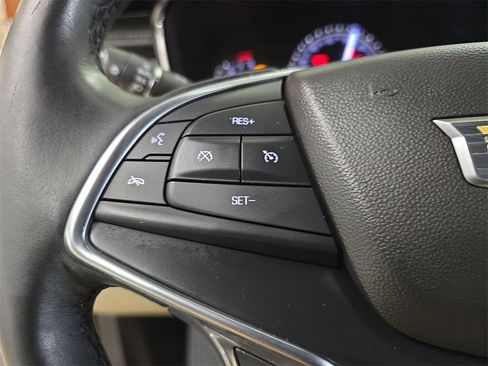 Used 2018 Cadillac XT5 Luxury image 20