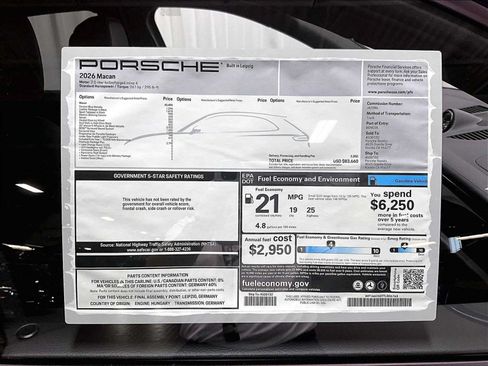 Used 2026 Porsche Macan AWD/4WD image 40