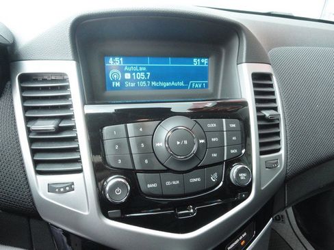 Used 2016 Chevrolet Cruze LT FWD image 16