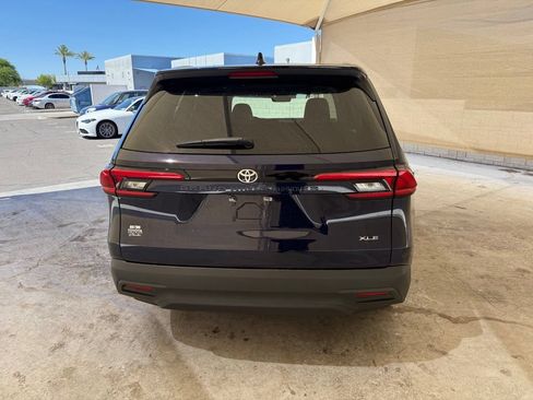 Used 2024 Toyota Grand Highlander FWD image 7