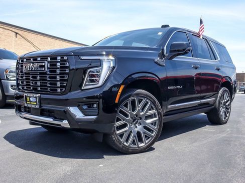 Used 2026 GMC Yukon Denali Ultimate AWD/4WD image 1