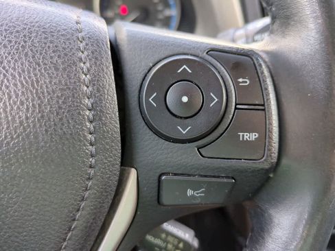 Used 2018 Toyota RAV4 XLE w/ Plus Extra Value Package AWD/4WD image 24
